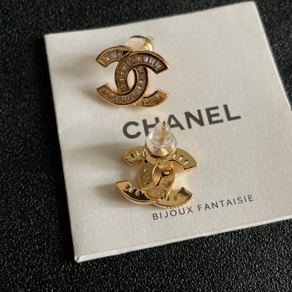 Chanel gold stud earrings - Picture 5 of 6